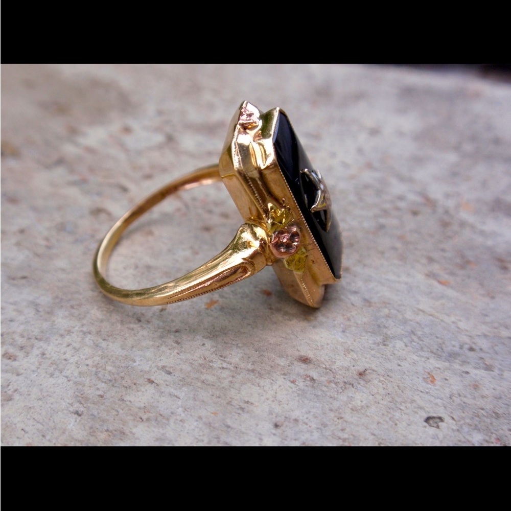 Art Deco Black Onyx Diamond OES Ring adorned with the Eastern Star emblem.